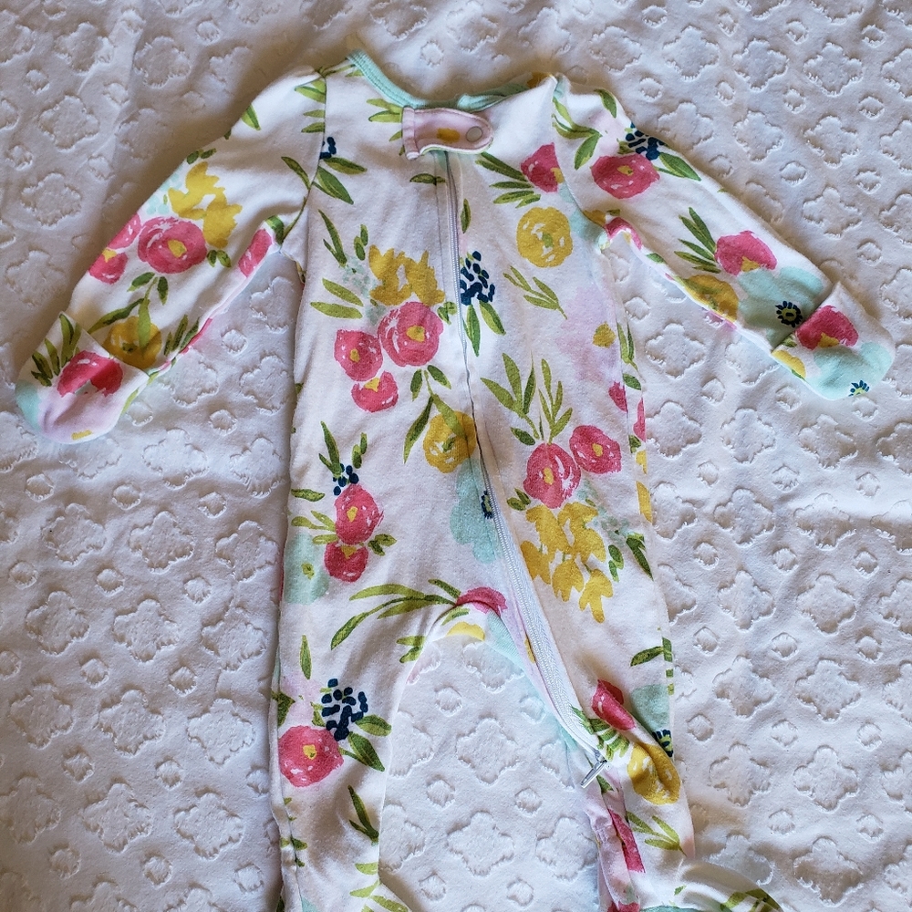 3/$20 Carter's Girl's NB Footed Sleeper